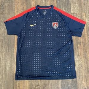 SOLD! NIKE FC USMNT USA Men’s Soccer Jersey Futbol Dri Fit. XL FIFA WORLD CUP!!